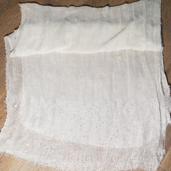 Scarf ... shoulder wrap - Picture 3 of 3